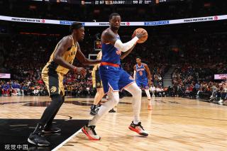 调皮!赵睿、周鹏拿蛋糕“砸”向焦泊乔为后者庆祝生日