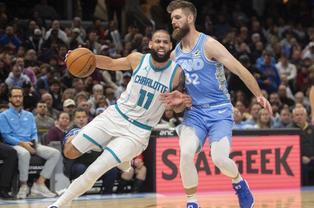 游泳——全国春季锦标赛:第二日预赛赛况.